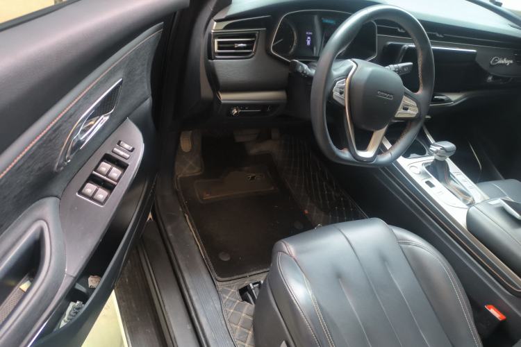 Used CHANGAN OSHAN X7 2020 1.5T Automatic Luxury Version