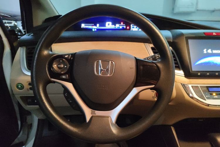 Used Honda Jade 2016 1.8L Automatic Comfort Elite Version 5 Seats Steering Wheel