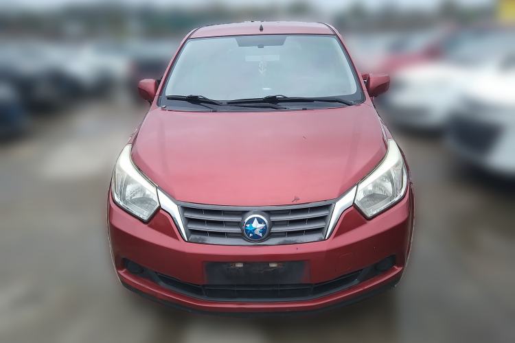 Used Venucia R50 2013 1.6L Manual Fashion Edition Front