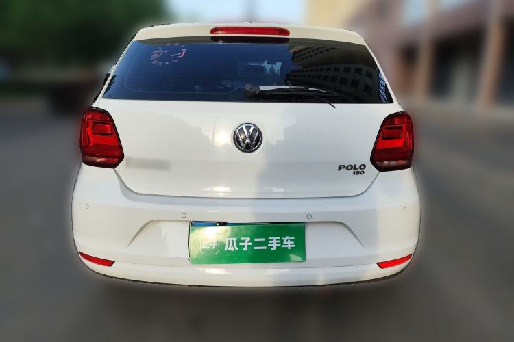 Used Volkswagen Polo 2016 1.6L Automatic Comfort Model
