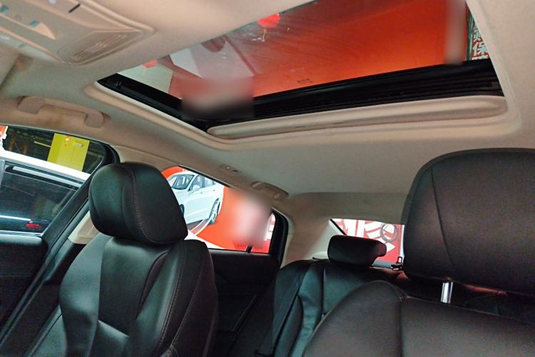 Used Hongqi H5 2022 Classic Model Facelift 1.5T DCT Qiyun Edition Headliner