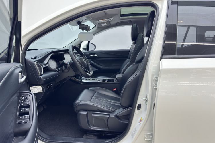 Used GAC Trumpchi GS4 2023 270T Automatic Smart Drive Navigation Edition Interior 1