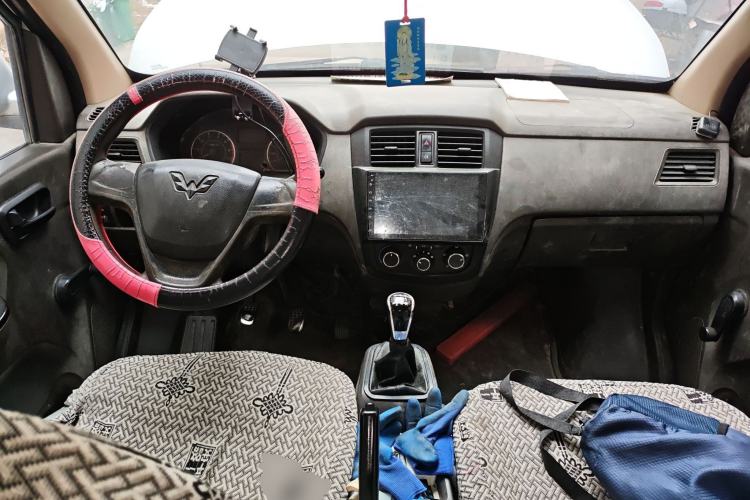 Used Wuling Rongguang 2014 1.2L S Base Model