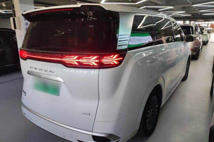 Used Denza D9 2022 DM-i 970 Four-Wheel Drive Prestige Model