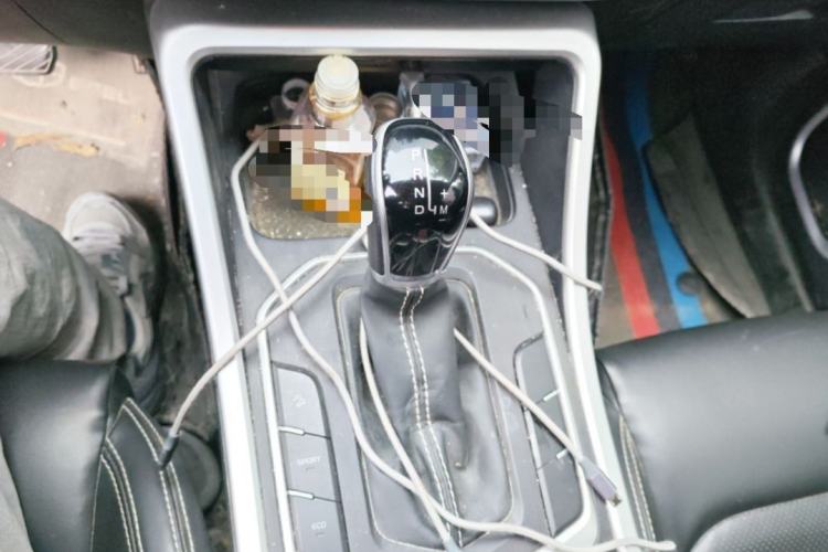 Used Geely Auto Vision X6 2020 1.4T CVT Luxury Edition Interior 3