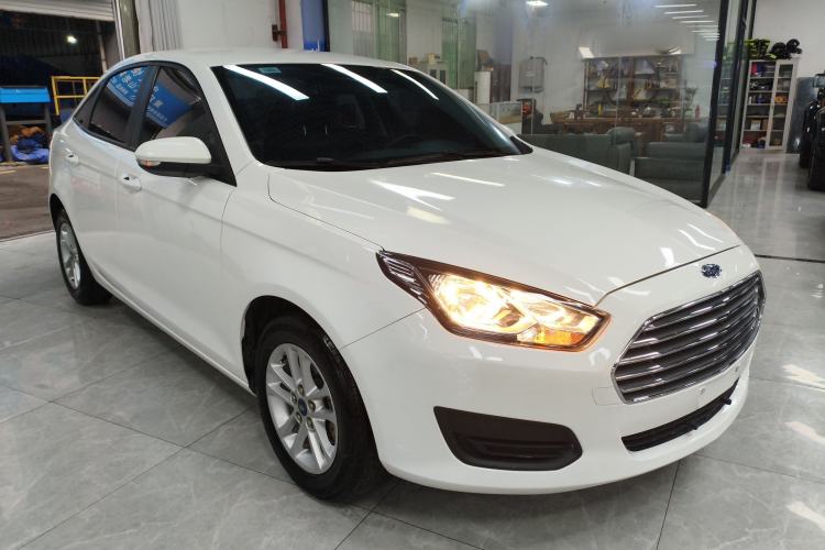 Used Ford Escort 2019 Revised 1.5L Automatic ZhiXiang Version (Tire Pressure Monitoring) China VI Standard