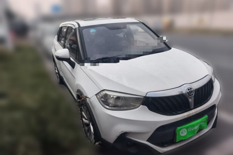 Used Brilliance V3 2015 1.5L Manual Smart Version
