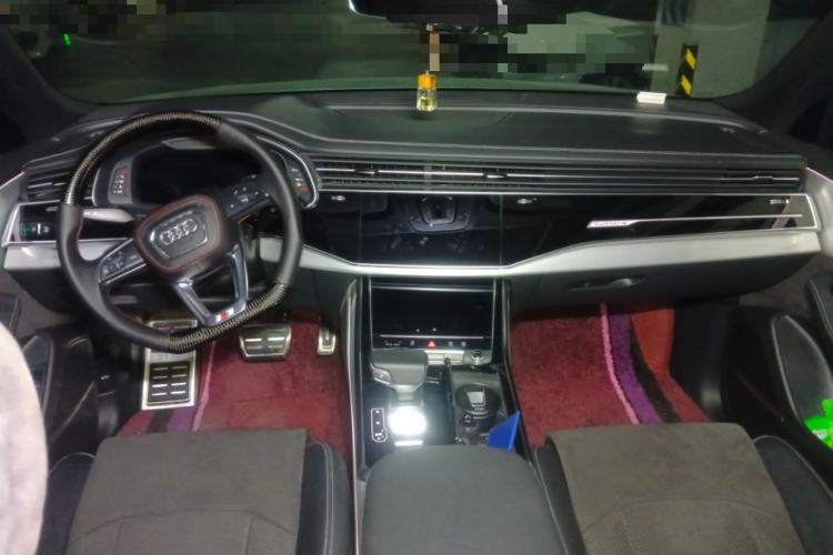 Used Audi Q8 2019 55 TFSI Prestige Dynamic Edition Center Console