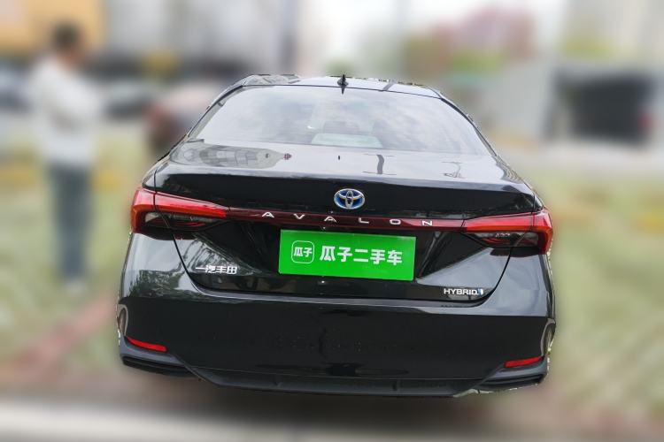 Used Toyota Avalon 2023 Dual-Engine 2.5L Luxury Edition Rear