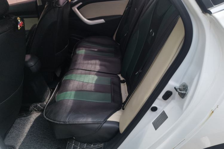 Used Changan Alsvin V7 2015 1.6L Manual Enjoyment Model China IV Standard
