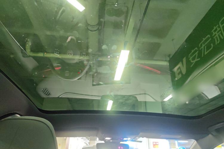 Used Volkswagen ID.UNYX 2024 Pro Long-Range Version Headliner