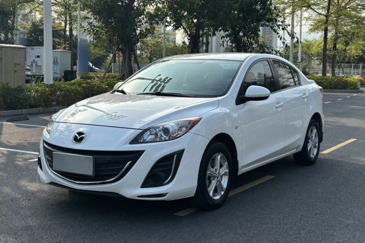 Used Mazda 3 2015 Sedan 1.6L Automatic Comfort Model