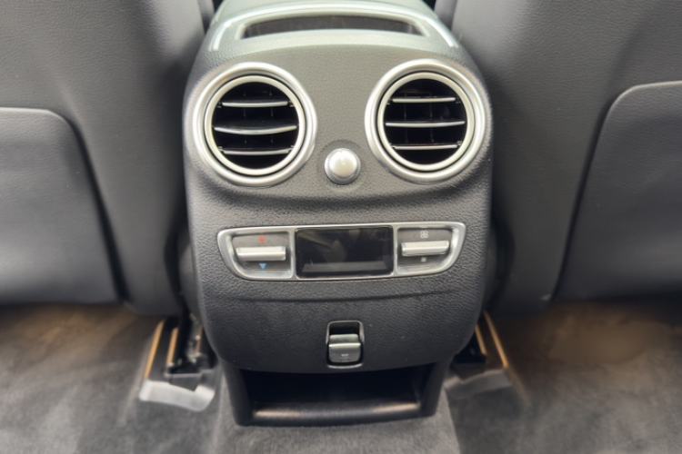 Used Mercedes-Benz GLC 2022 Refreshed GLC 300 L 4MATIC Dynamic Edition Prestige Version
