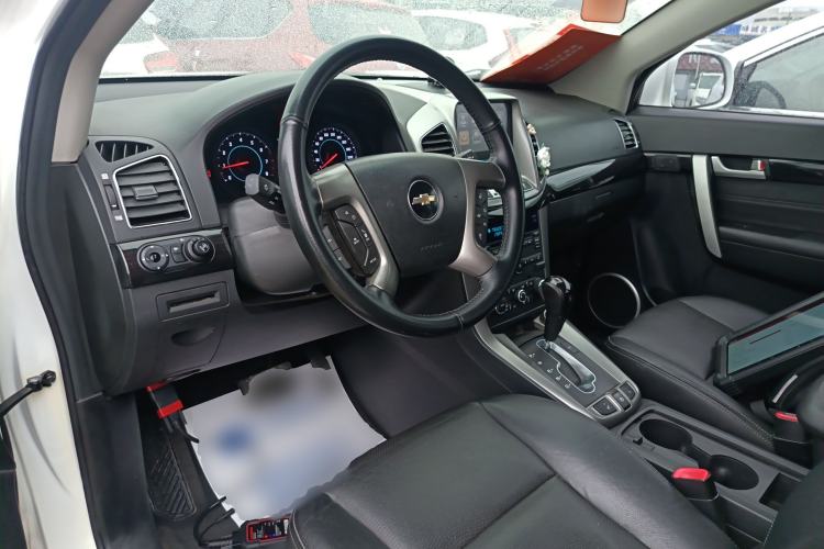 Used Chevrolet Captiva 2014 2.4L 4x4 Flagship Edition 7 Seats