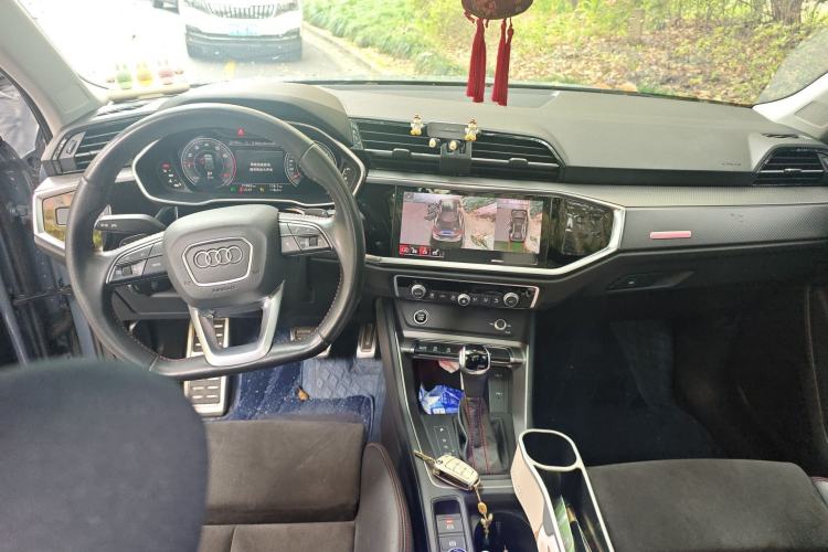 Used Audi Q3 2022 40 TFSI RS Package Performance Model
