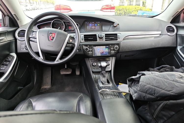 Used Roewe 550 2013 550D 1.8T Automatic Premium Edition Center Console