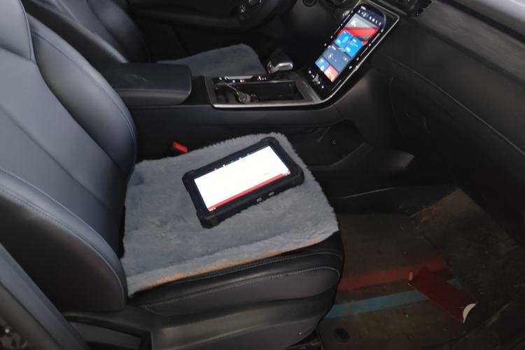 Used Roewe RX5 2023 PLUS 330TGI Automatic Trendsetting Smart Edition