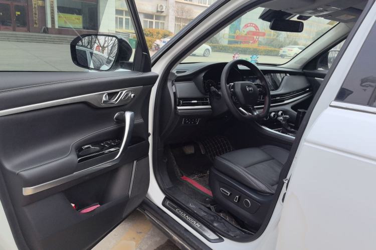 Used CHANGAN CS95 2021 2.0T Two-Wheel Drive Luxury Version
