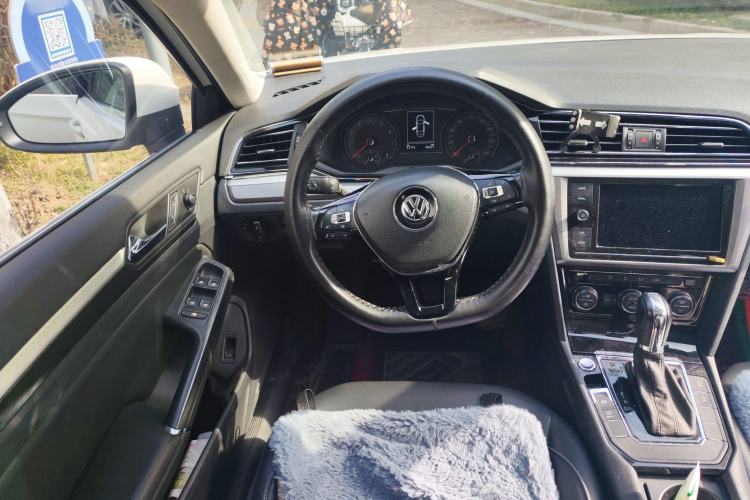 Used Volkswagen Lamando 2019 280TSI DSG Comfort Edition China VI standard Steering Wheel
