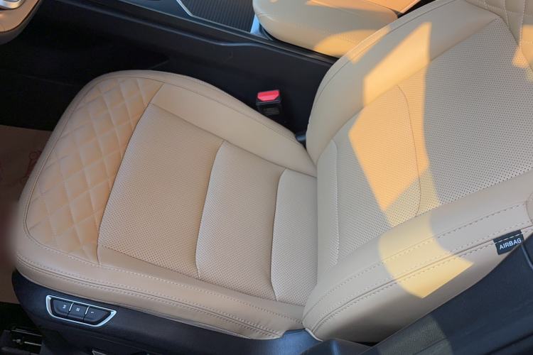 Used Geely Auto Haoyue L 2024 2.0T DCT Flagship Version