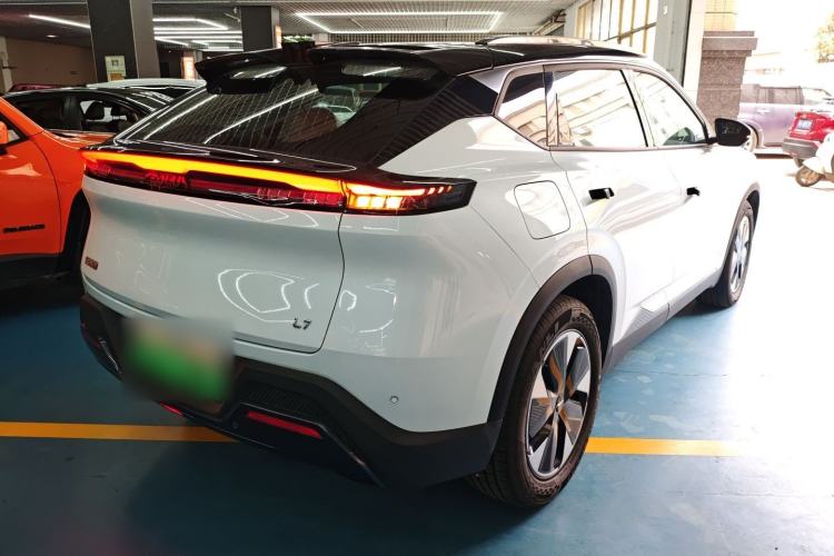 Used Dongfeng Aeolus L7 New Energy 2025 205 Ultra-Long Range Deluxe Edition Rear Right 45 Deg