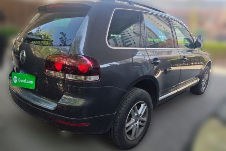 Used Volkswagen Touareg 2007 3.6L Top-Tier Version Rear Right 45 Deg