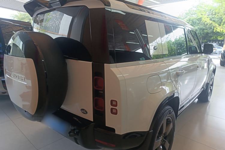 Used Land Rover Defender 2024 110 3.0T P400 X-DYNAMIC HSE