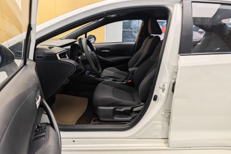 Used Toyota Levin 2022 Facelift TNGA 1.5L CVT Progressive Edition Left Front Seat