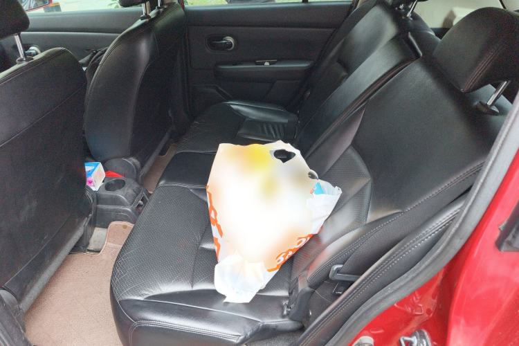 Used Nissan Tiida 2008 1.6L Manual Fashion Model
