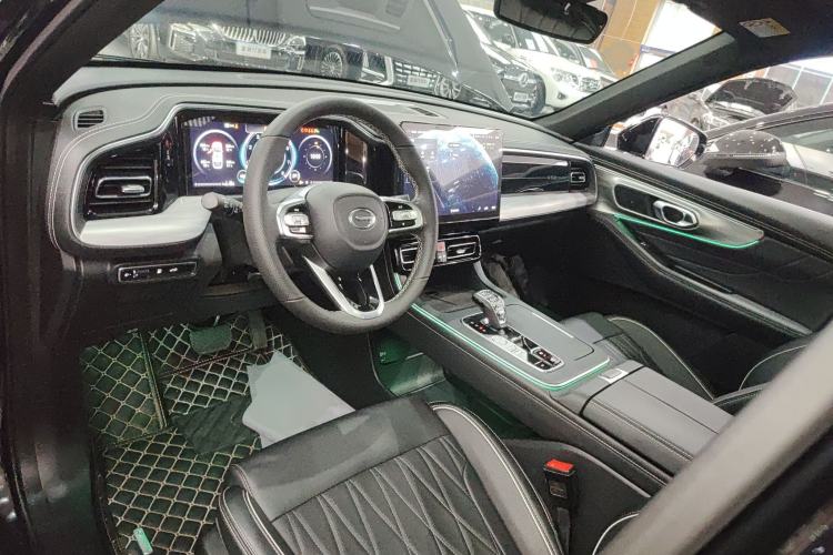 Used GAC Trumpchi GS8 2025 Linghang Series 2.0 TGDI Two-Wheel-Drive Luxury Edition 5 Seats