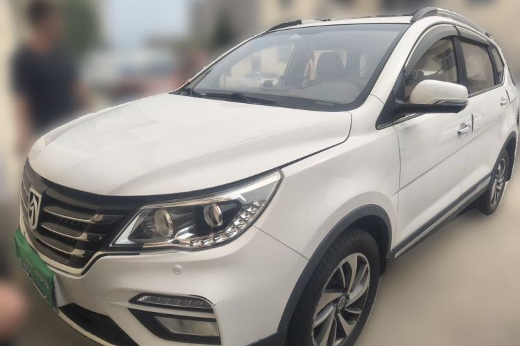 Used Baojun 560 2017 Rhythmic Edition 1.5T Manual Premium Model Guazi used car, China used car export, Used car for sale, Used  cars, Cheapest cars for sale