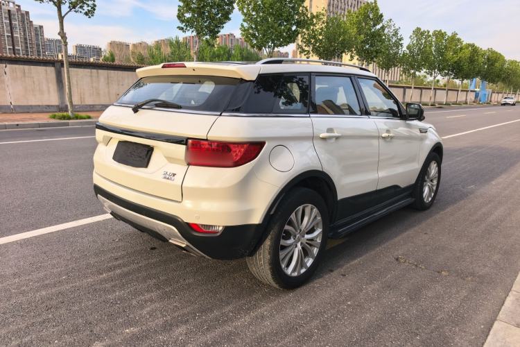 Used Land X7 2016 2.0T Panoramic Prestige Edition Exterior 3