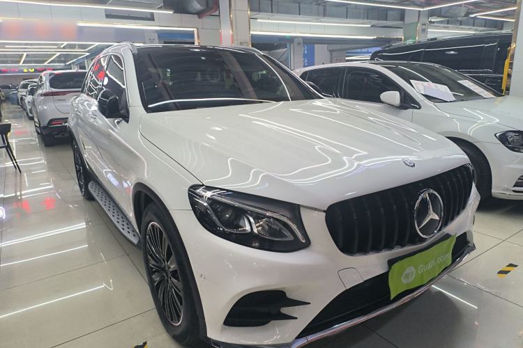 Used Mercedes-Benz GLC 2016 GLC 260 4MATIC Dynamic Edition Exterior 1