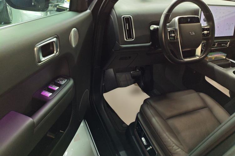 Used Li Auto L8 2023 Pro Model Driver Seat