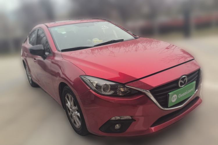 Used Mazda 3 Axela 2014 Sedan 1.5L Automatic Luxury Model
