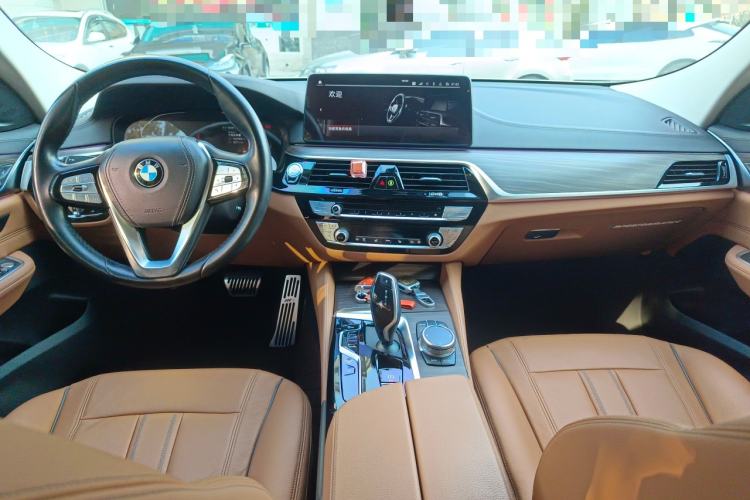 Used BMW 6 Series GT 2021 630i Luxury Design Package Center Console