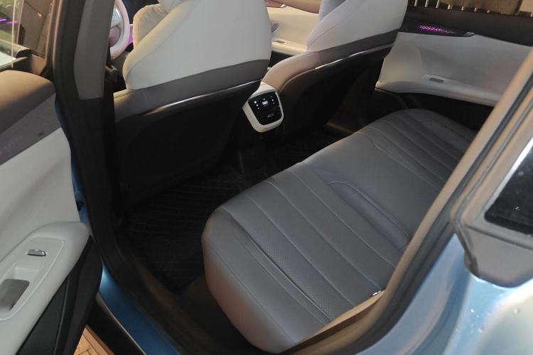 Used Deepal L07 2024 230Max Qiankun Intelligent Driving ADS SE Range-Extended Version