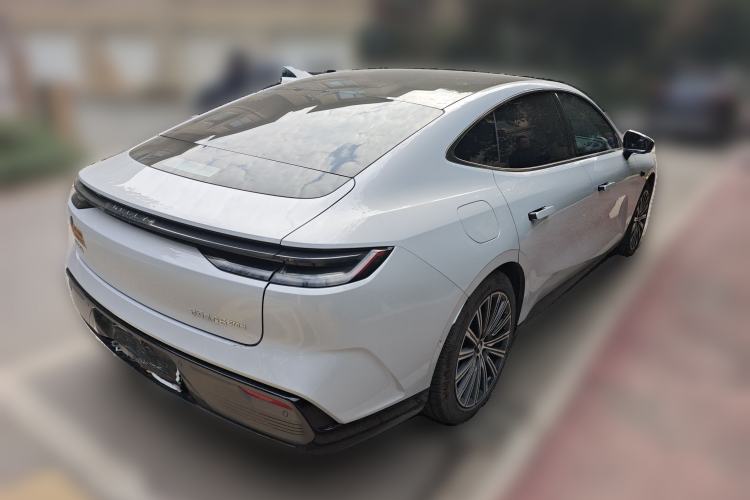 Used Geely Galaxy 8 2025 130km EM-i Flagship Edition
