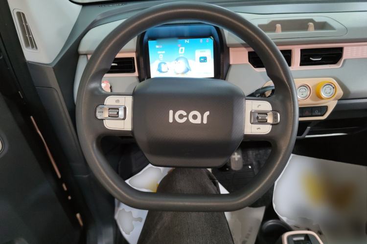 Used Chery QQ Ice Cream 2022 120km Conical Shape Lithium Iron Phosphate Steering Wheel