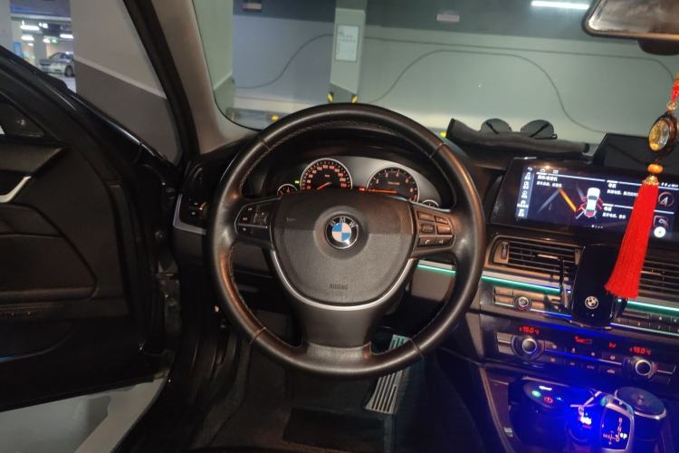 Used BMW 5 Series 2013 520Li Elegant Edition
