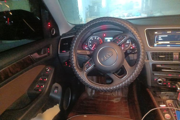 Used Audi Q5 2016 40 TFSI Comfort Model