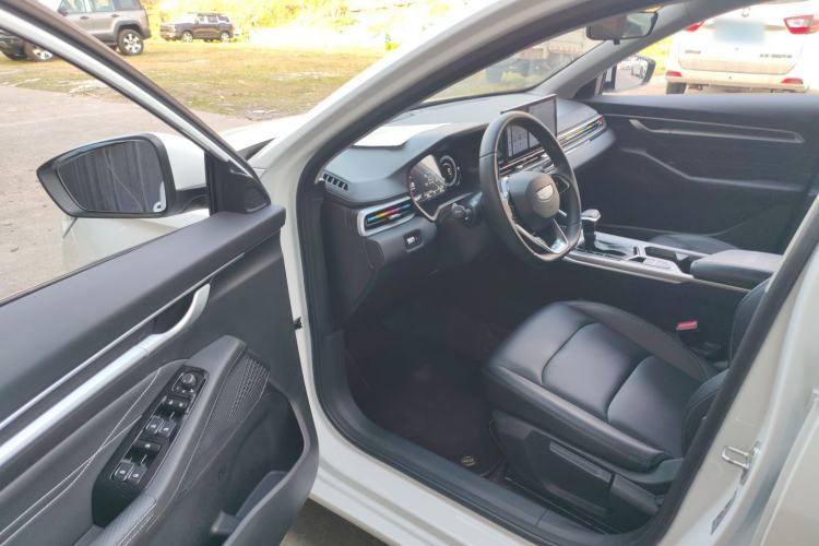 Used Geely Auto Emgrand 2025 4th Generation 1.5L CVT Luxury Version
