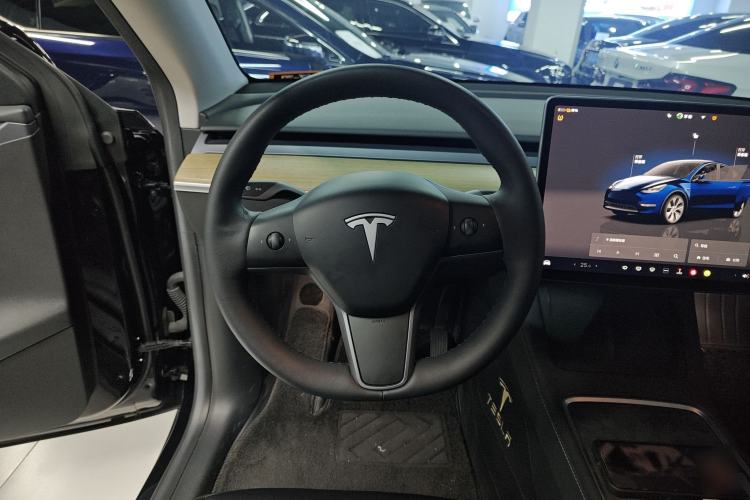 Used Tesla Model Y 2022 Revised Version Rear-Wheel Drive Steering Wheel