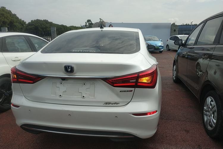 Used CHANGAN Eado 2019 High-Energy Edition 1.6L GDI Manual Pioneer Model China VI Standard Rear