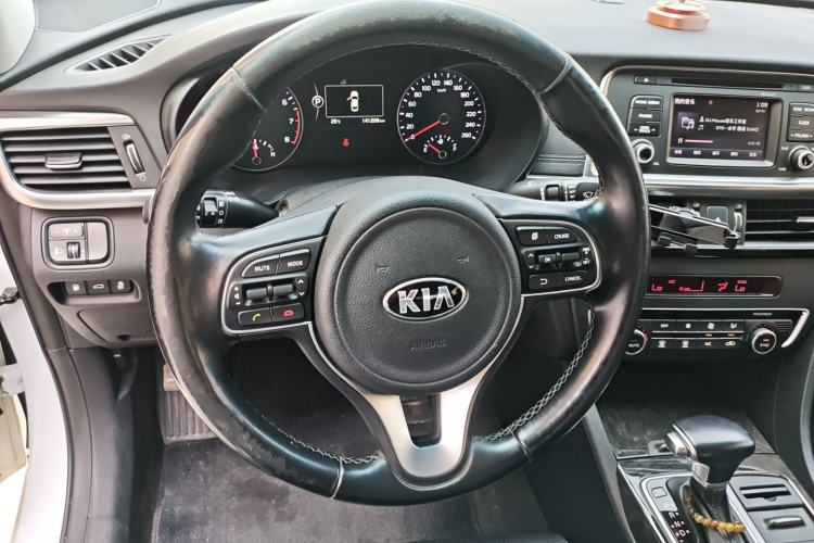 Used Kia K5 2016 2.0L Automatic LUX