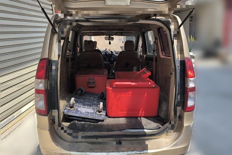 Used Wuling Hongguang 2010 1.4L Luxury Model Trunk