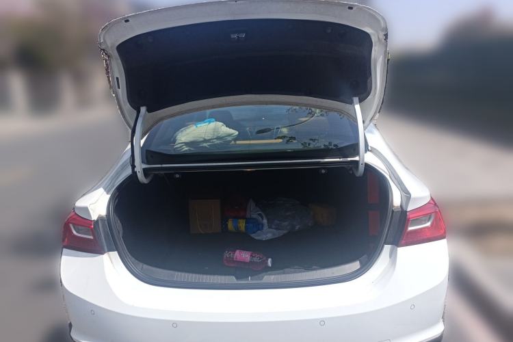 Used Chevrolet Malibu XL 2017 1.5T Automatic Ruichi Edition Trunk