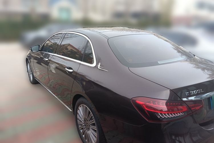 Used Mercedes-Benz E-Class 2021 E 300 L Stylish Model