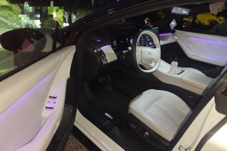 Used XPeng P7+ 2024 Ultra-Long Range Max Interior 3