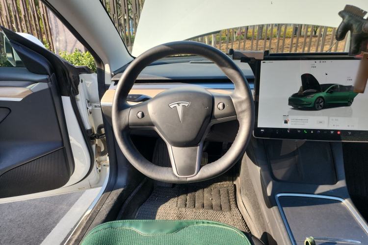 Used Tesla Model 3 2022 Rear-Wheel-Drive Version
